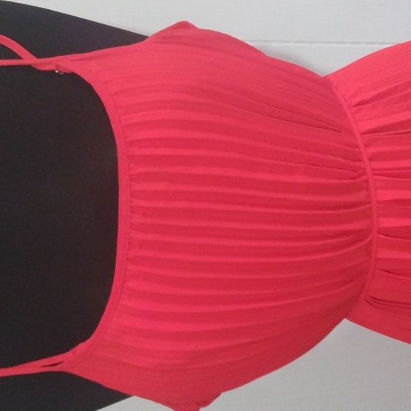 Banana Republic Dress. - Picture 2 of 5